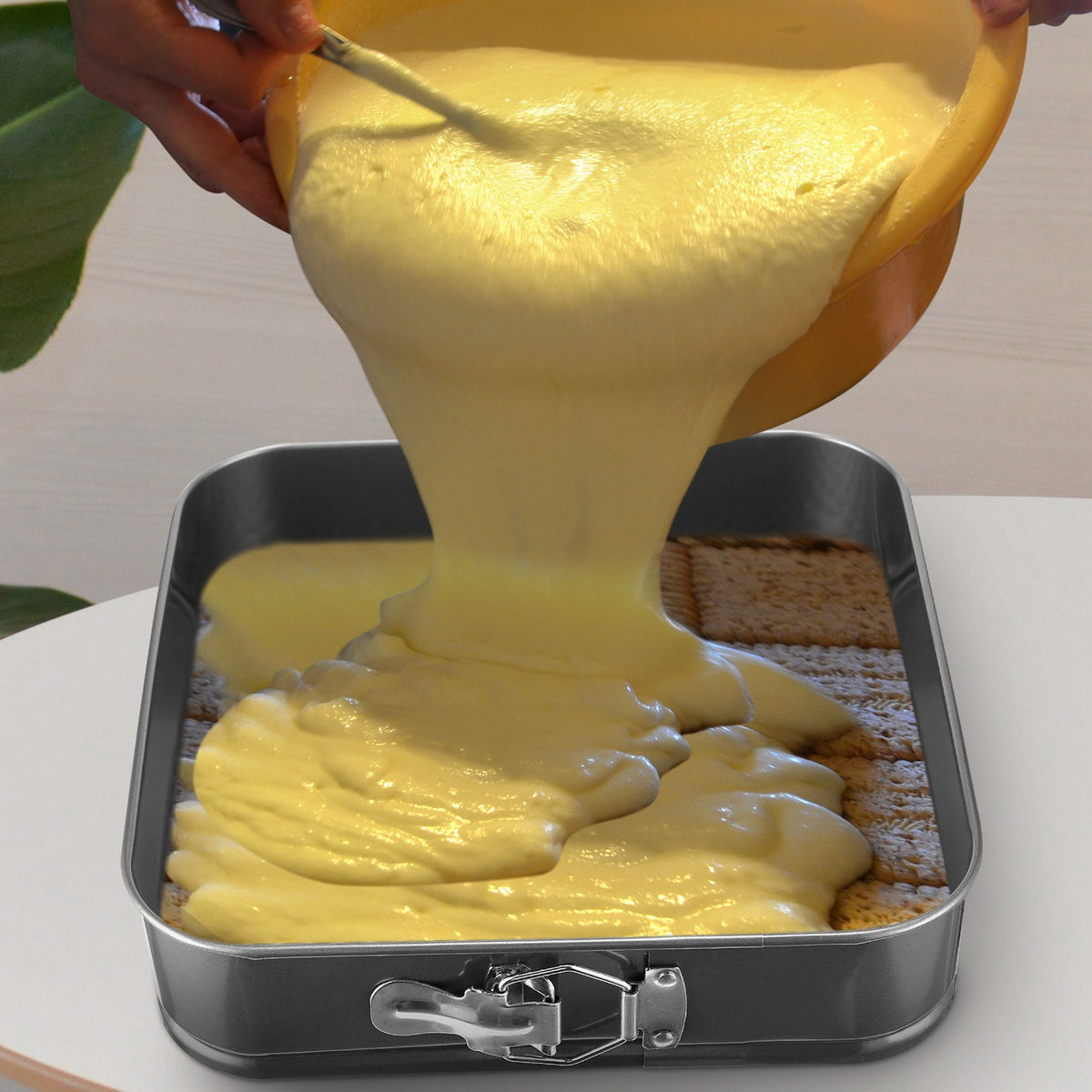 Natura AM Springform Cake Pan Set of 3 — Heart, Round & Square Nonstick Baking Pans